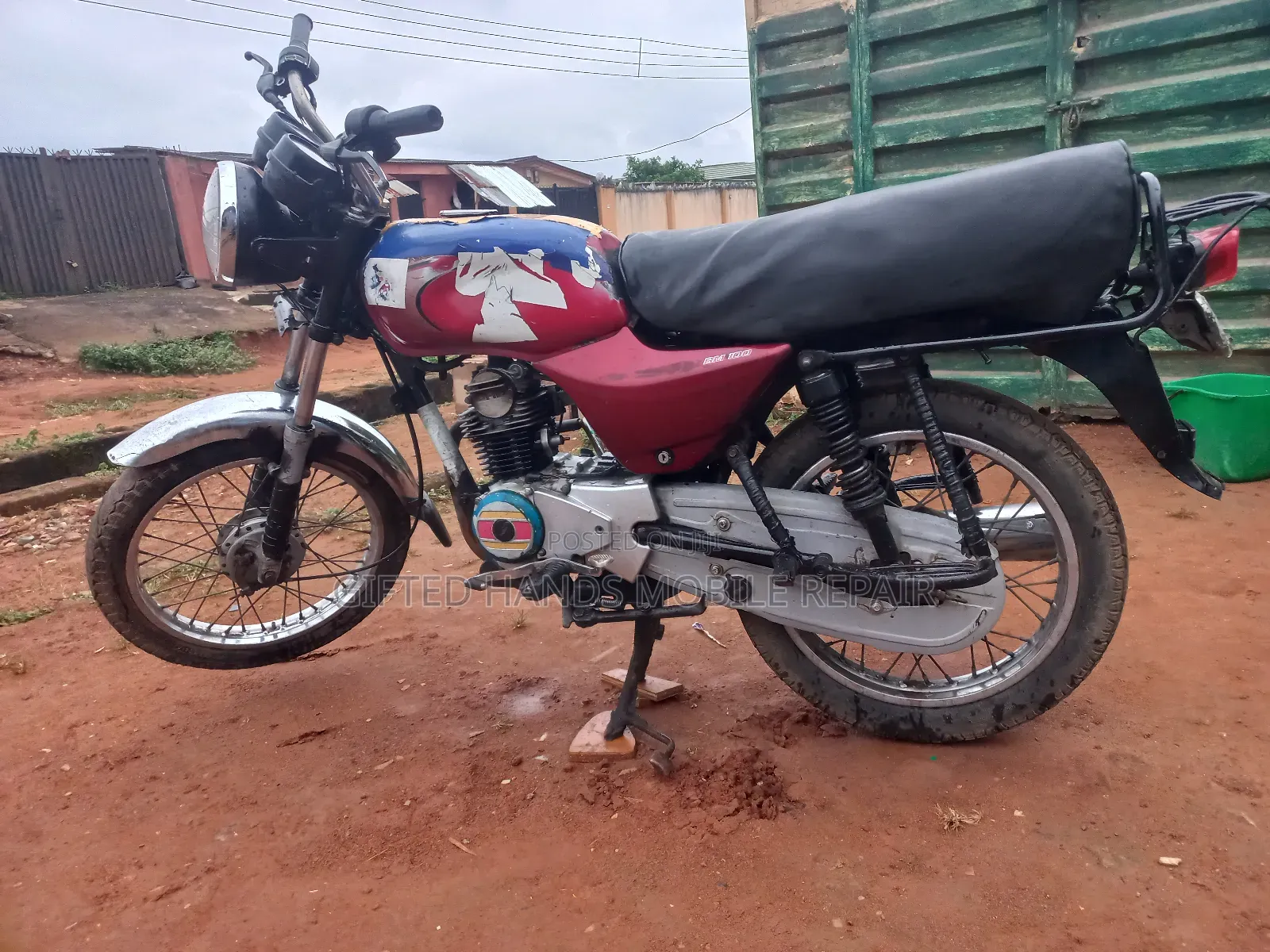 Bajaj Boxer 2021 Red