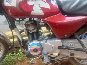 Bajaj Boxer 2021 Red