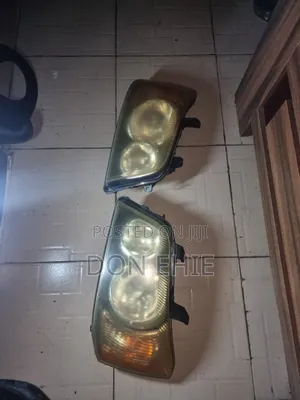 Toyota Highlander Headlight