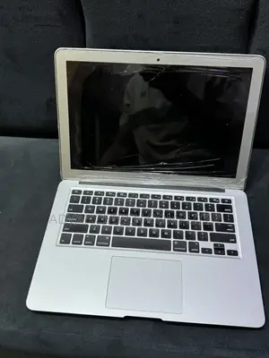 Laptop Apple MacBook Air 2015 4GB Intel Core i5 SSD 128GB