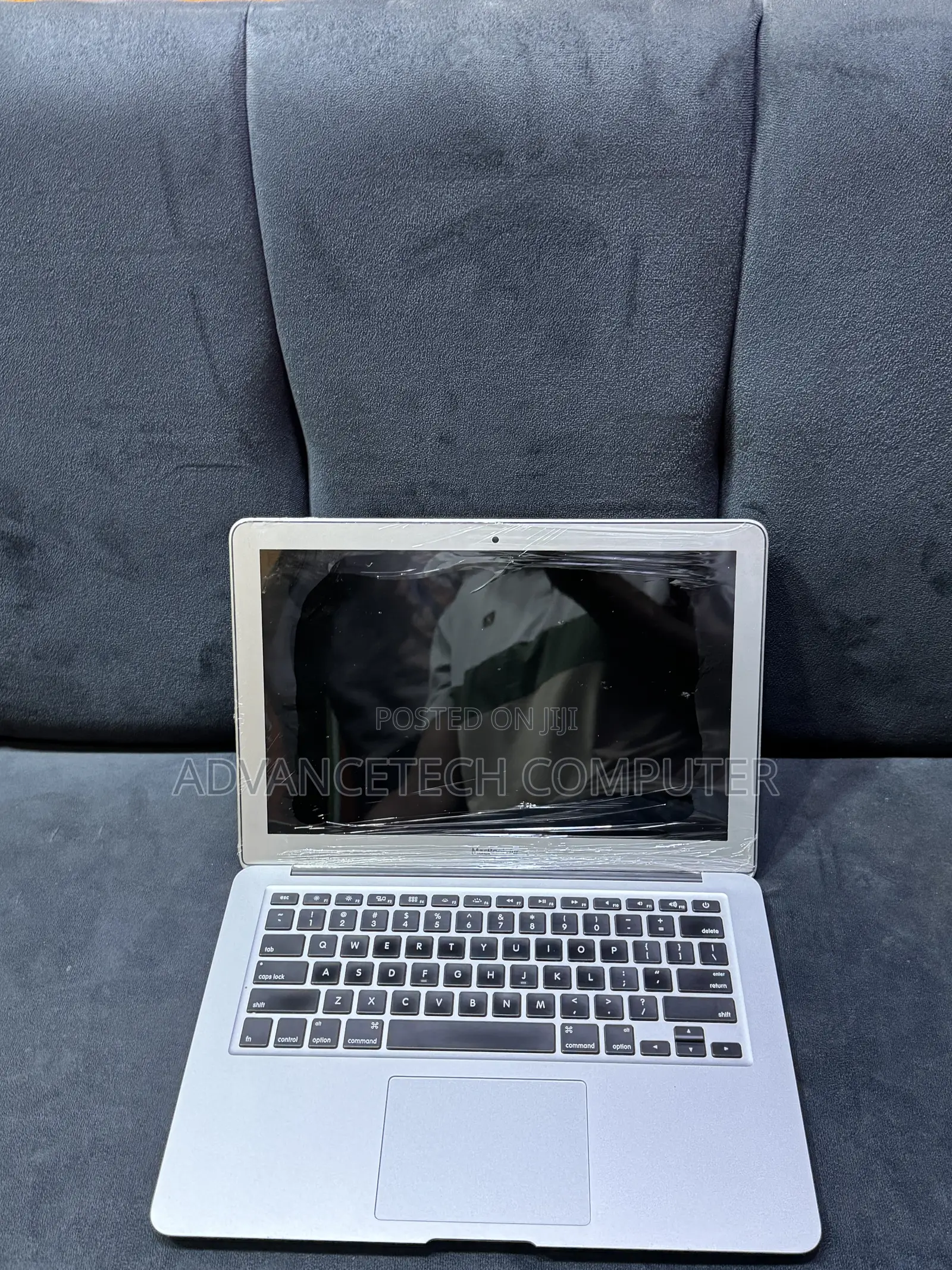 Laptop Apple MacBook Air 2015 4GB Intel Core i5 SSD 128GB
