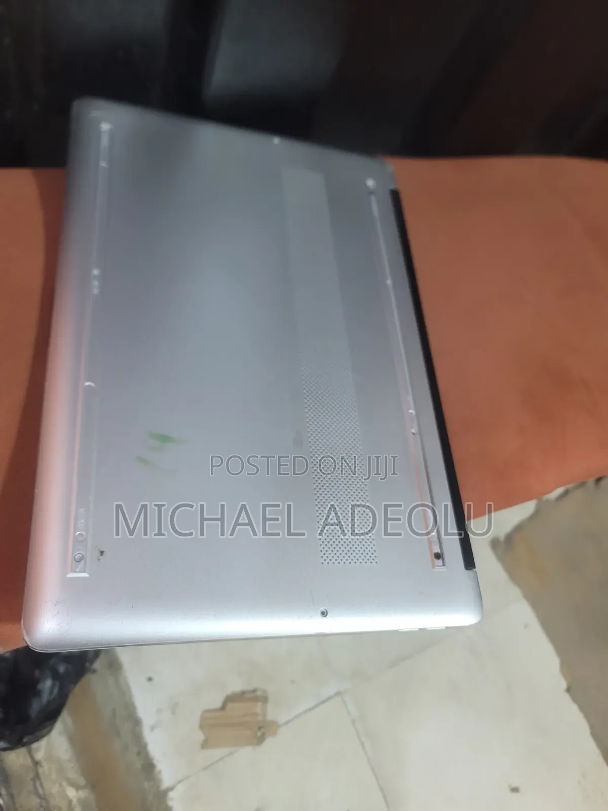Laptop HP 15-dy2075tg 8GB Intel Core i7 SSD 256GB