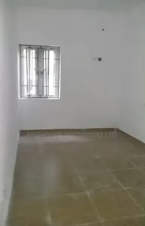 Furnished 2bdrm Block of Flats in Mile 12 for rent
