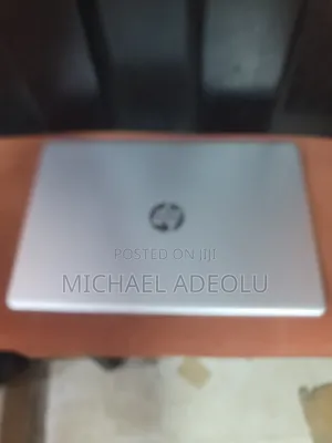 Laptop HP Envy 15-ep0xxx 8GB AMD A10 SSD 256GB