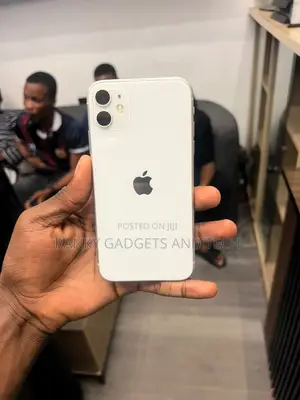 Apple iPhone 11 128 GB White