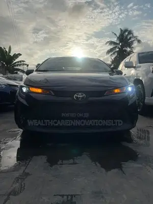 Toyota Corolla LE 2020 Blue