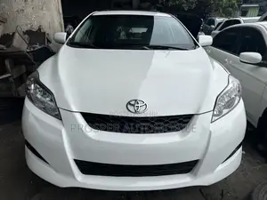 Toyota Matrix XRS Hatchback FWD (2.4L 4cyl 5A) 2010 White