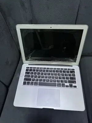 Laptop Apple MacBook Air 2017 8GB Intel Core i5 SSD 256GB