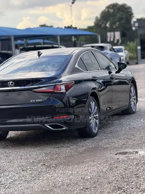 Lexus ES 2019 Black