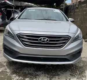 Hyundai Sonata Sport PZEV 4dr Sedan (2.4L 4cyl 6A) 2015 Silver