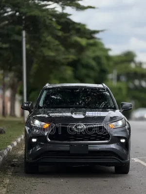 Toyota Highlander 2021 Black