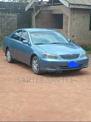 Toyota Camry 2004 Blue