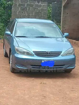 Toyota Camry 2004 Blue