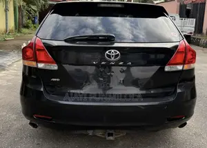 Toyota Venza 2010 Black