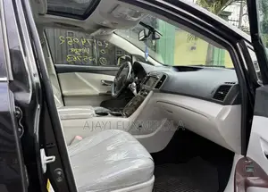 Toyota Venza 2010 Black