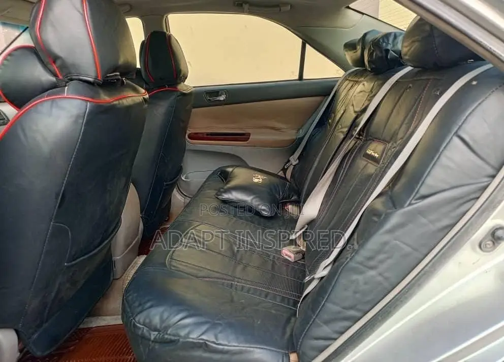 Toyota Camry 2006 Silver