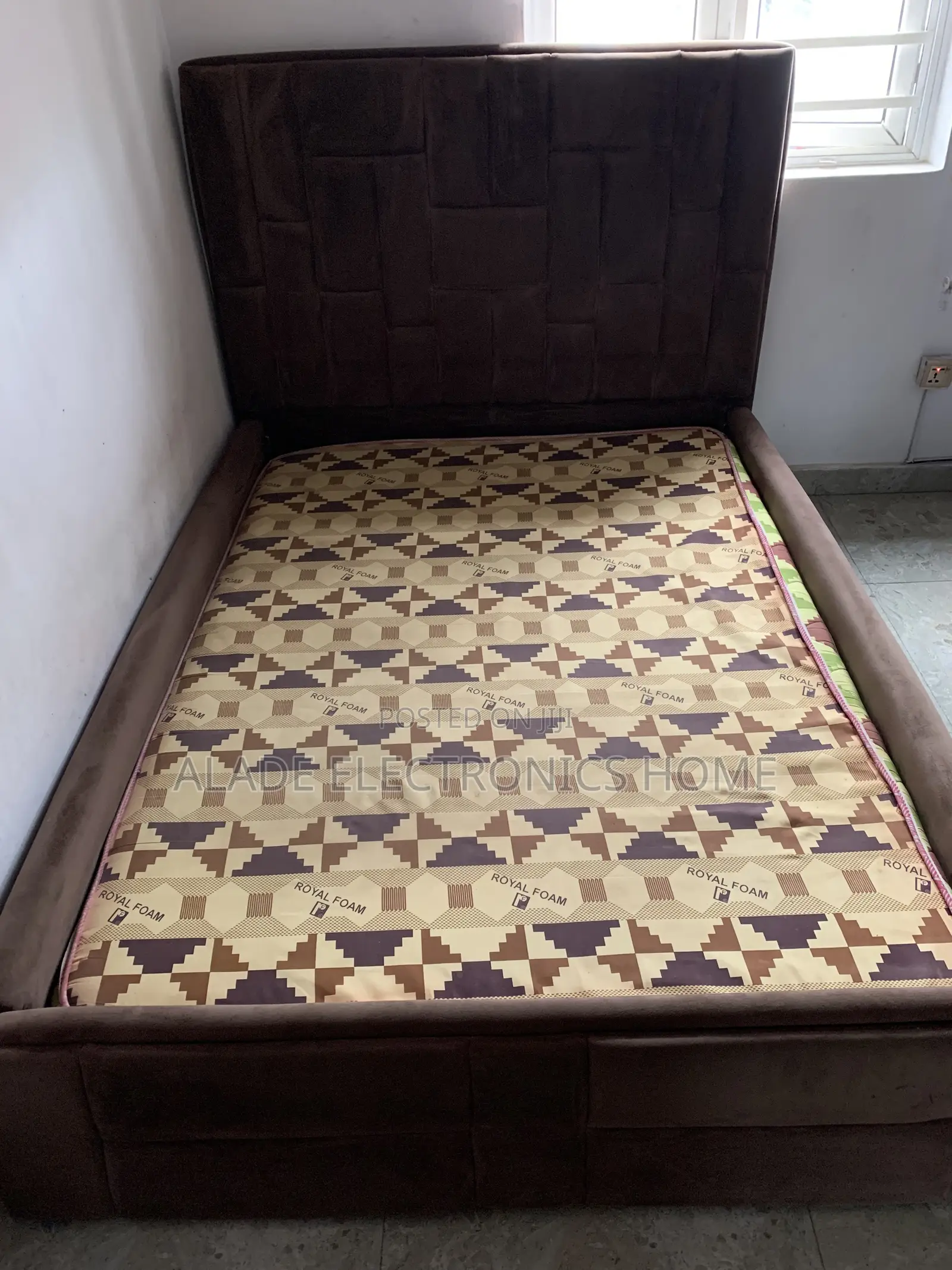 4 by 6 Bed Frame With High Quality Bed Foam. Few Months Used