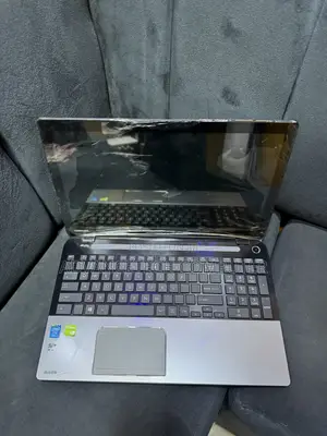 Laptop Toshiba Satellite L50 8GB Intel Core i7 HDD 500GB
