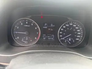 Hyundai Elantra 2017 Silver