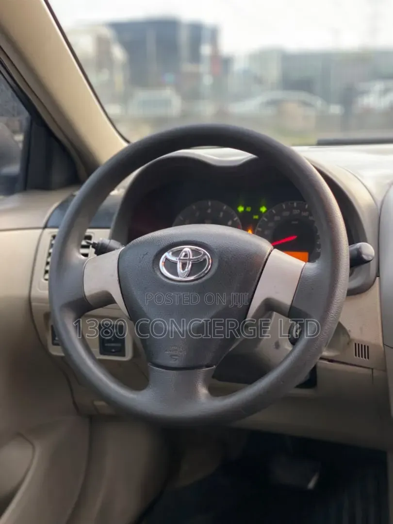 Toyota Corolla 2009 Black