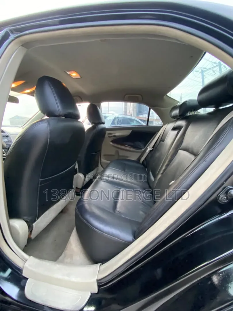 Toyota Corolla 2009 Black
