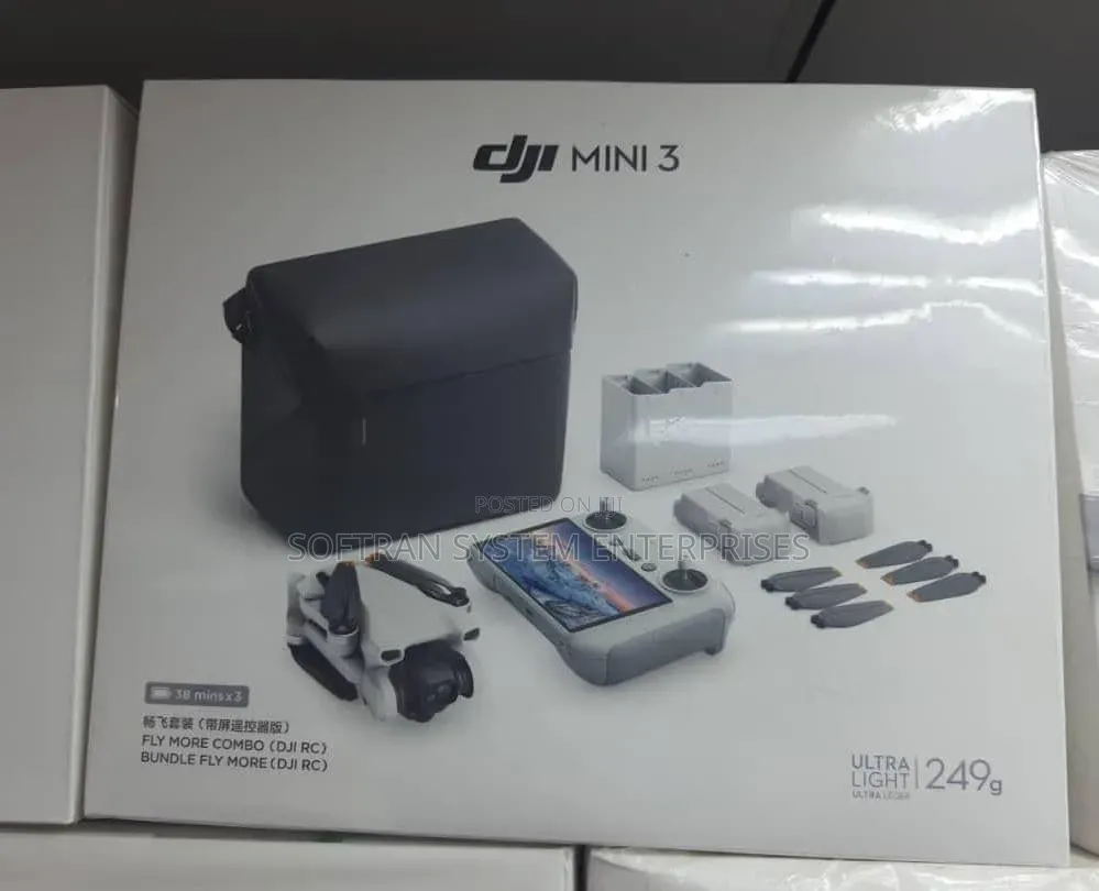 *DJI Mini 3 Fly More Combo