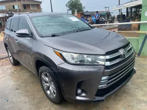 Toyota Highlander 2016 Gray