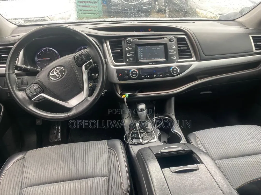 Toyota Highlander 2016 Gray