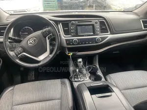 Toyota Highlander 2016 Gray