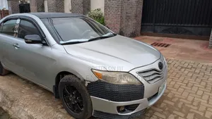 Toyota Camry LE 4dr Sedan (2.4L 4cyl 5A) 2008 Silver