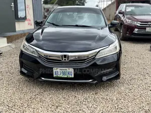 Honda Accord Touring 2.0T 2018 Black