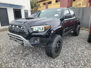 Toyota Tacoma 4dr Double Cab 2016 Black