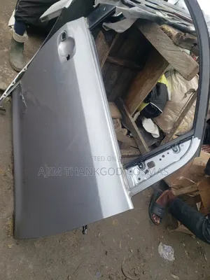 Door Sienna 2012-2018 Front Right