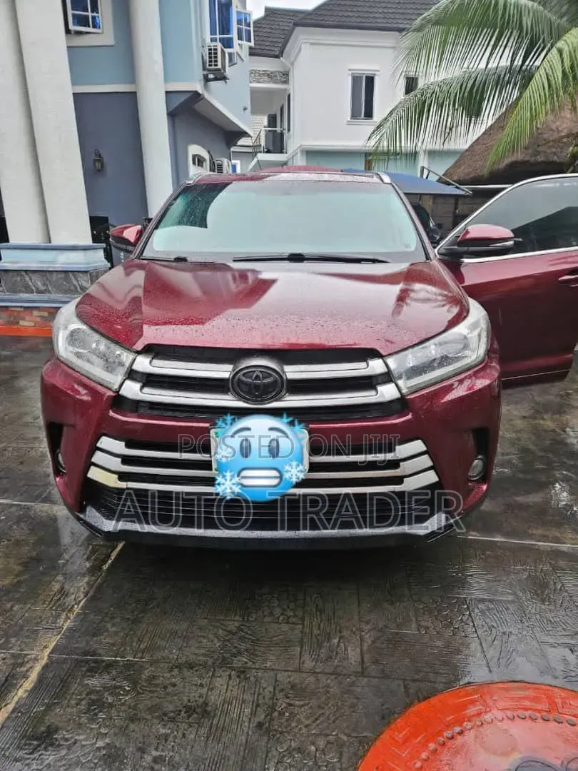 Toyota Highlander 2017 Red