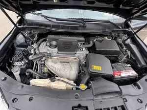 Toyota Camry XLE 4dr Sedan (2.5L 4cyl 6A) 2016 Gray