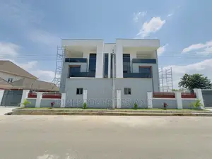 5bdrm Duplex in Gwarinpa for sale