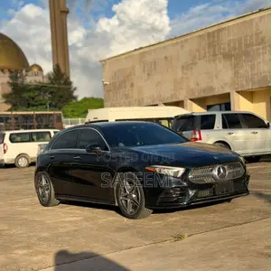 Mercedes-Benz A-Class 2019 Black