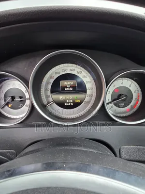 Mercedes-Benz C300 2014 Silver