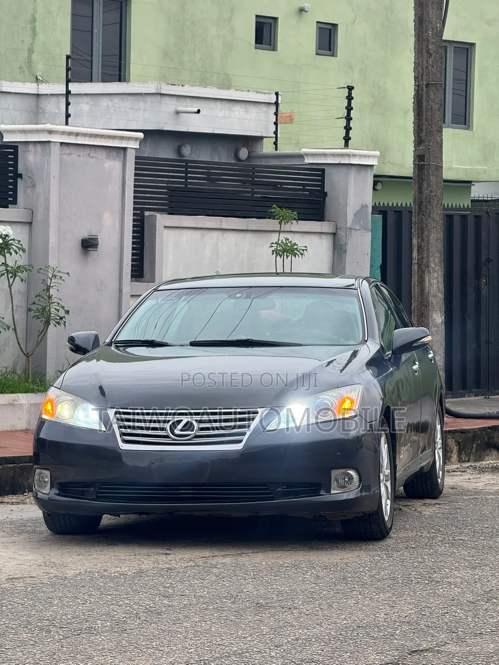 Lexus ES 350 2011 Gray