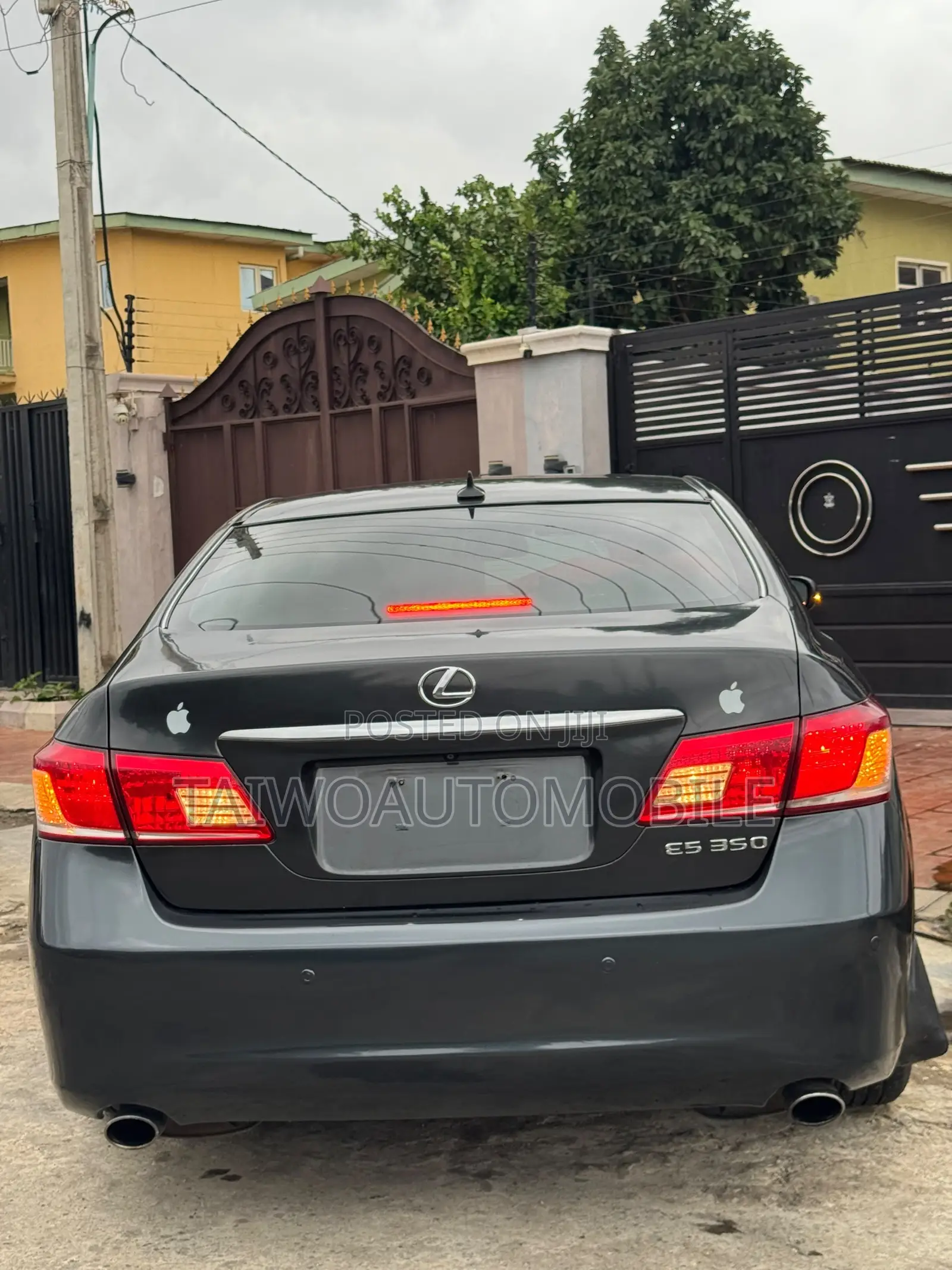 Lexus ES 350 2011 Gray