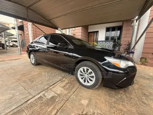 Toyota Camry LE 4dr Sedan (2.5L 4cyl 6A) 2017 Black