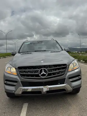 Mercedes-Benz M Class 2015 Gray