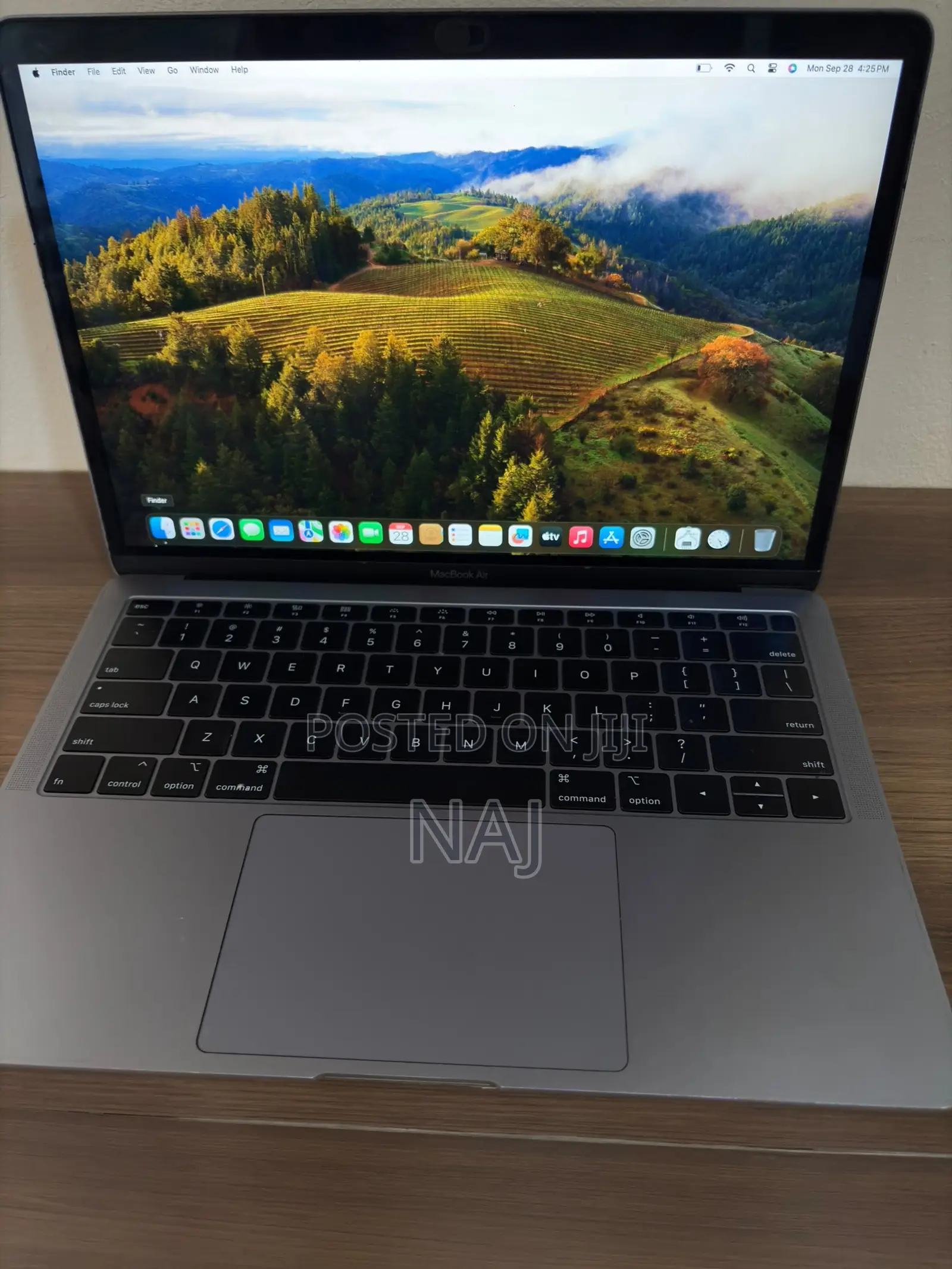 Laptop Apple MacBook Air 2018 8GB Intel Core i5 SSD 128GB