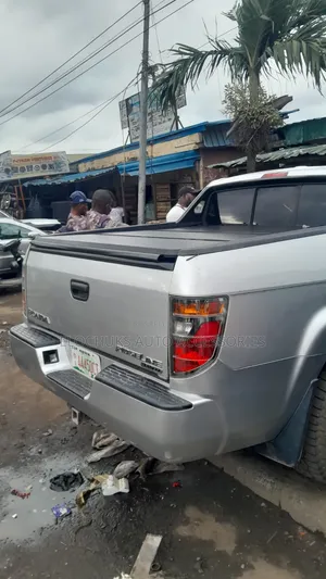 Hard Fibre Folding Honda Ridgeline