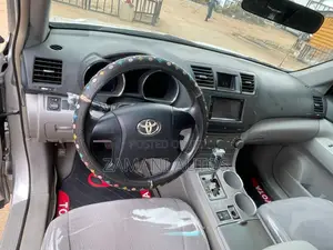 Toyota Highlander 2009 Silver
