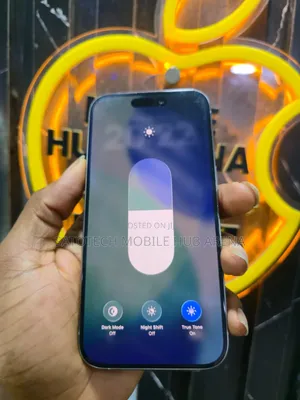 New Apple iPhone 15 128 GB White