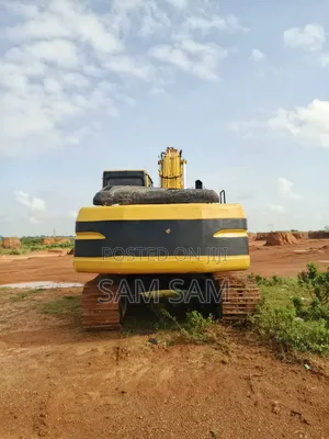 Company Used 320BL