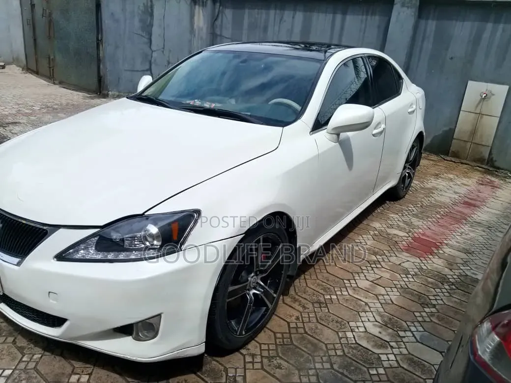 Lexus IS 250 2009 Off white
