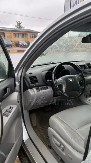 Toyota Highlander Sport 2008 Silver