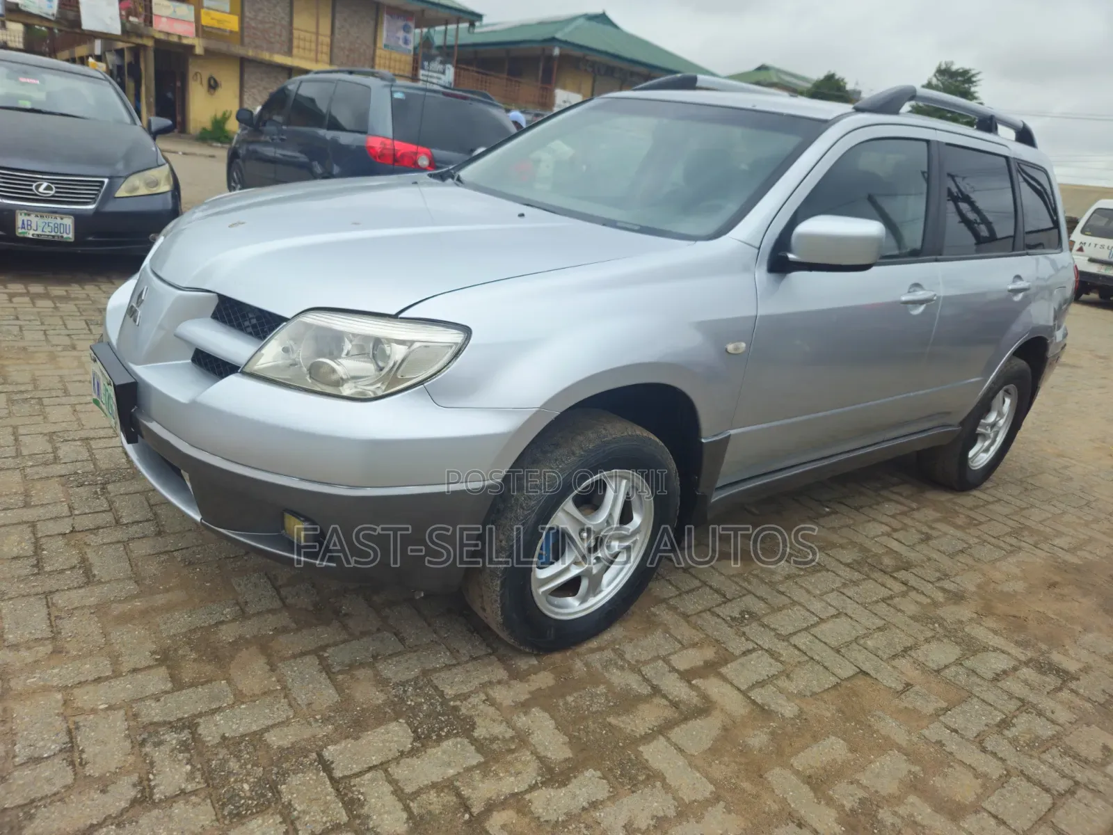Mitsubishi Outlander 2.4 Automatic 2004 Silver